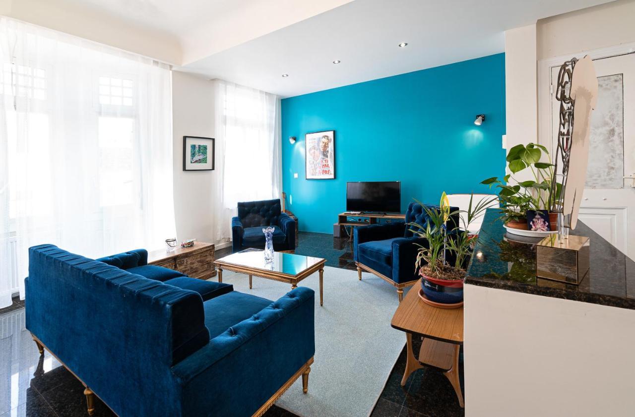 Spacious & Artistic Retro 2Bd Apt With Sauna Athena Bagian luar foto