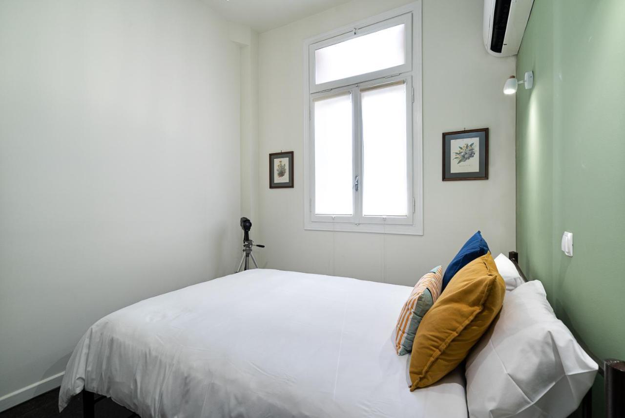 Spacious & Artistic Retro 2Bd Apt With Sauna Athena Bagian luar foto